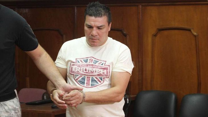 Baldomir is imprisoned in the Las Flores prison, in Santa Fe, for an unforgivable crime. Baldomir is imprisoned in the Las Flores prison, in Santa Fe, for an unforgivable crime.