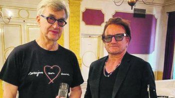 Wim Wenders. El director de “Las alas del deseo” junto al líder de U2, Bono, en el festival de Sarajevo.