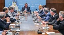 Massa encabezó la reunión en Economía.