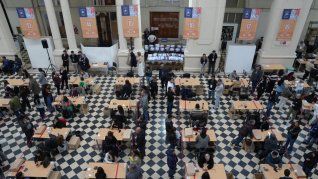 La Justicia electoral ratificó la victoria de La Libertad Avanza en PBA tras el escrutinio definitivo. La Justicia electoral ratificó la victoria de La Libertad Avanza en PBA tras el escrutinio definitivo.