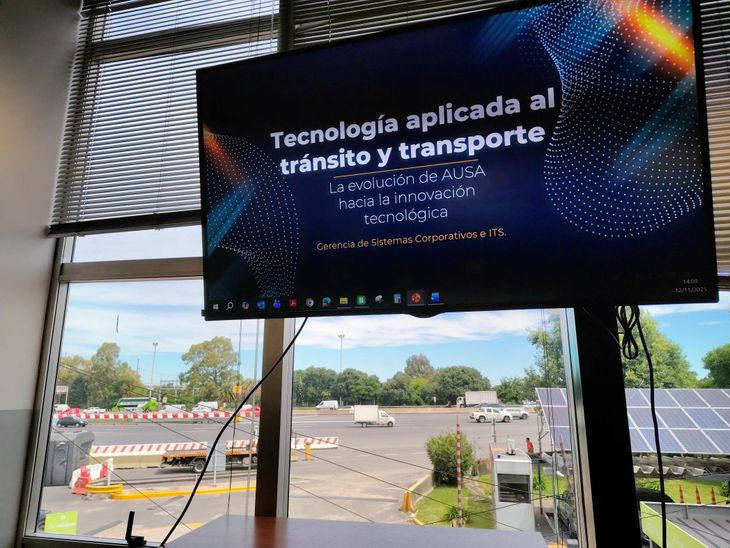 AUSA presentó su plan de innovación tecnológica en las autopistas porteñas.