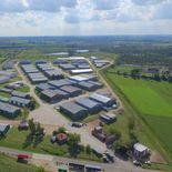 Una empresa china de la zona franca de Florida anunció su salida y el intendente Carlos Enciso intenta contener el impacto en el empleo. Una empresa china de la zona franca de Florida anunció su salida y el intendente Carlos Enciso intenta contener el impacto en el empleo.