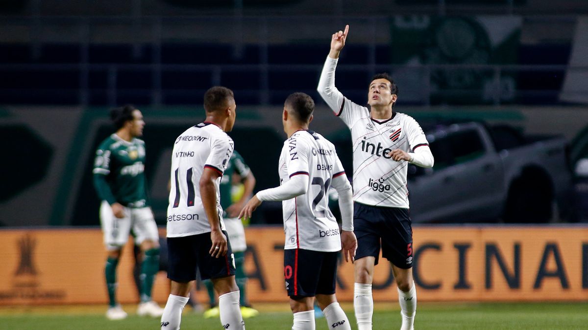 Athletico Paraense cut the reign of Palmeiras and will play the final of the Libertadores
