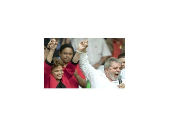 Al achicarse la brecha, Lula salió con todo contra Serra.