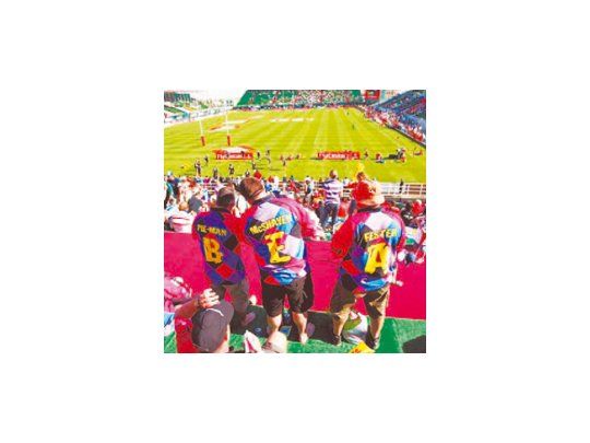 Un show. Además de buen rugby, en las tribunas hubo mucho color. Una verdadera fiesta.