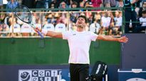 Mariano Navone será uno de los 32 preclasificados durante Roland Garros tras conquistar el Challenger de Cagliari, en un hecho destacado y, prácticamente, inédito: su presencia en París será su primera en un main draw de Grand Slam.&nbsp;