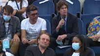 el papa francisco participo de un acto junto a bono y martin lousteau oficio de traductor