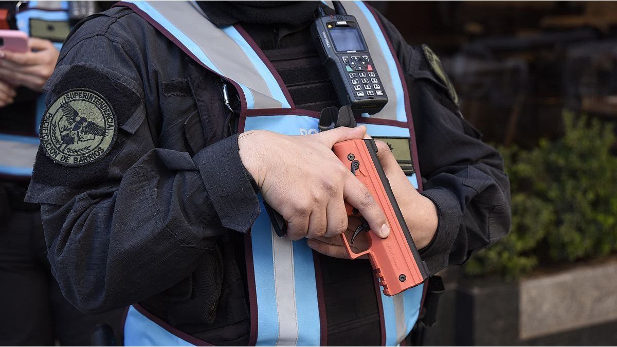 The Buenos Aires Police already patrol the City with Byrna pistols