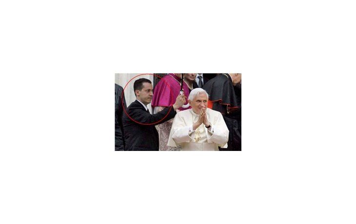 Paolo Gabriele junto al Papa.