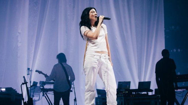 Lorde durante su show en Glastonbury.