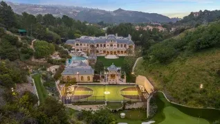 La enorme mansión en la que vivieron el actor y su familia durante más de 10 años.