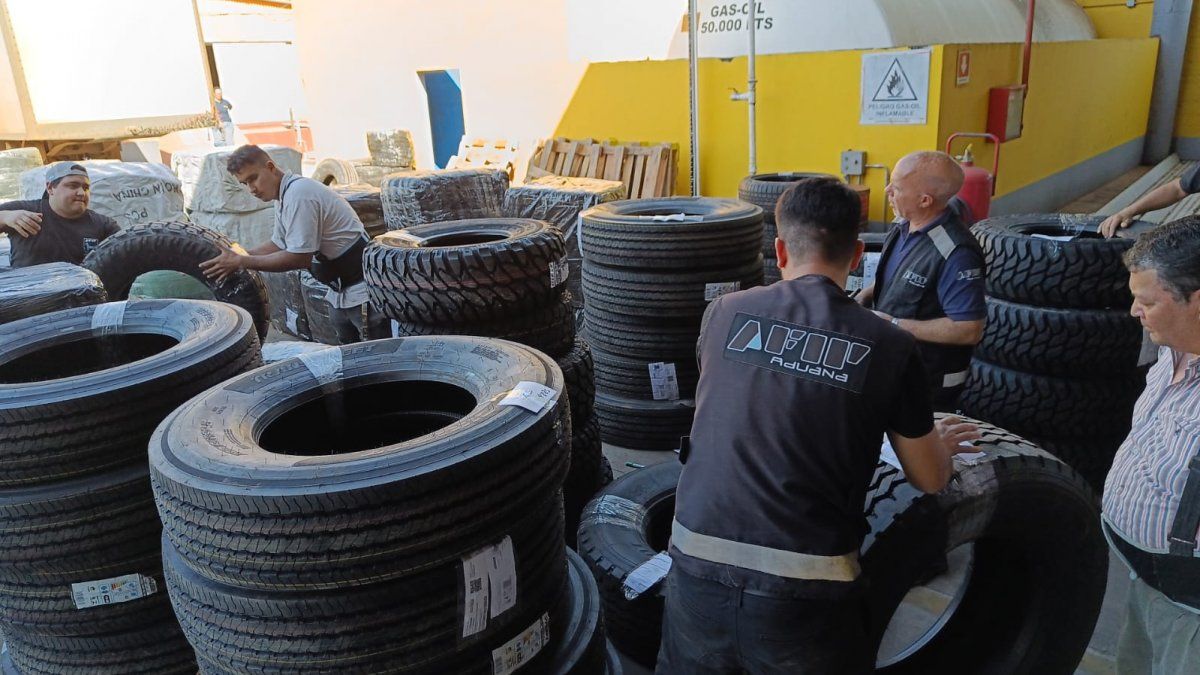 Reduction in tariffs for imports: how will it impact the prices of tires and motorcycles?