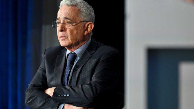 El expresidente de Colombia Álvaro Uribe.