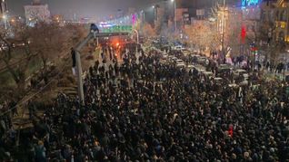 Continúan las protestas nocturnas en Irán. Continúan las protestas nocturnas en Irán.