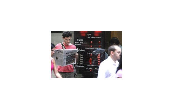 Por el aumento de las recargas a compras en el exterior al 20%, el blue ajustó su precio al alza.