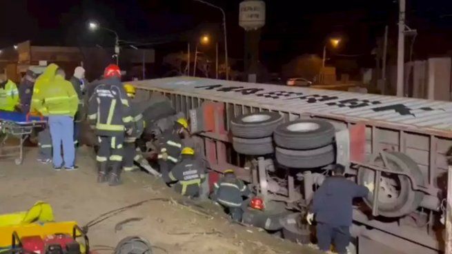 Dos muertos en un trágico accidente en la Autopista Panamericana