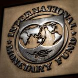 Aunque la inflación de abril se ubicó en un bajísimo 3,16%, el FMI remarcó que el BCU tiene menos margen de maniobra que otros bancos centrales del mundo porque la mayoría de los depósitos e inversiones locales se siguen haciendo en moneda extranjera. Aunque la inflación de abril se ubicó en un bajísimo 3,16%, el FMI remarcó que el BCU tiene menos margen de maniobra que otros bancos centrales del mundo porque la mayoría de los depósitos e inversiones locales se siguen haciendo en moneda extranjera.