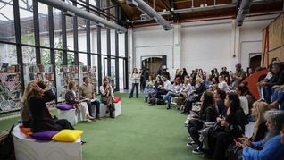 El programa Escuela en Familia estará disponible desde el 1 de mayo.