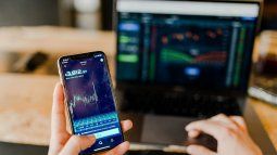 Exchanges apuestan por productos financieros tradicionales impulsados por tecnología cripto. 