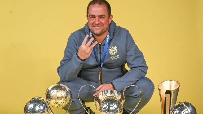 André Jardine ha conquistado seis títulos con el América, lo que lo ha convertido en el estratega más ganador del equipo azulcrema.