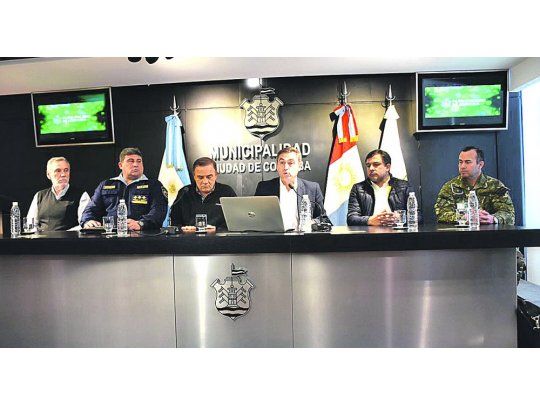 Reacción. Mestre, al anunciar ayer el Plan de Emergencia.