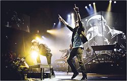 LINKIN PARK. LIVE AT MADISON SQUARE GARDEN LINKIN PARK. LIVE AT MADISON SQUARE GARDEN