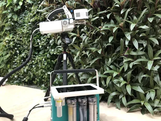 Este invento busca proteger las plantas analizando lo que el ojo humano no logra distinguir. Este invento busca proteger las plantas analizando lo que el ojo humano no logra distinguir.