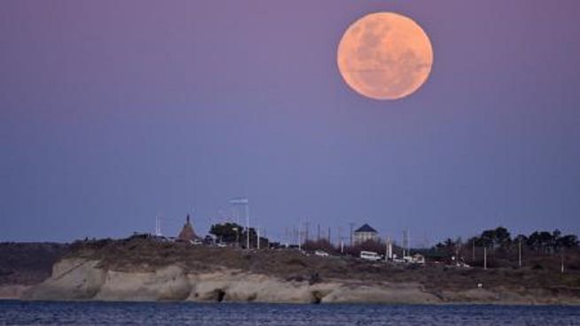 Cautivantes imágenes de la Súper Luna Azul.&nbsp;