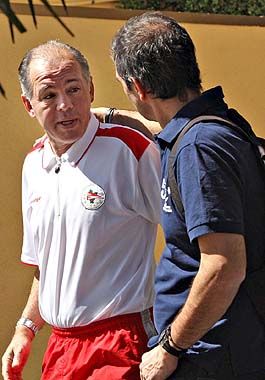 El cerebro. Sabella también quiso descansar la mente y salió a dar una vuelta. A la noche intentará dar otra en el Mineirao.