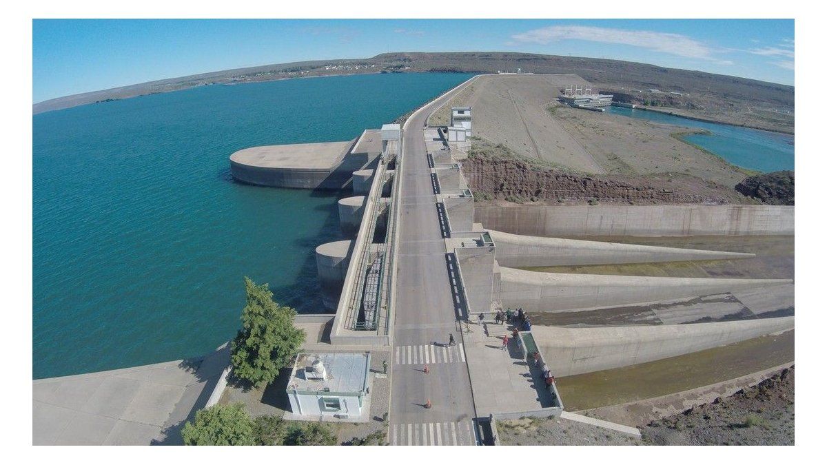 Economa avanz con la precalificacin de oferentes para las cuatro centrales hidroelctricas