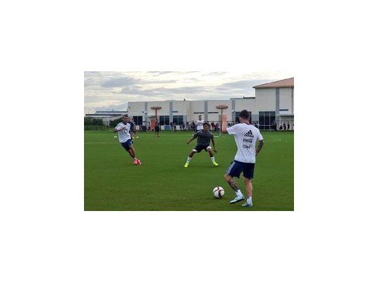 Messi en el entrenamiento de la Selección. (Foto Prensa AFA).