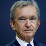Bernard Arnault, de LVMH, lidera el ranking de empresarios millonarios centrados en negocios convencionales. Bernard Arnault, de LVMH, lidera el ranking de empresarios millonarios centrados en negocios convencionales.