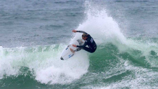 Quiénes son los nuevos campeones del surf argentino: el crecimiento del deporte en el país