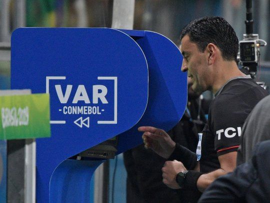 VAR