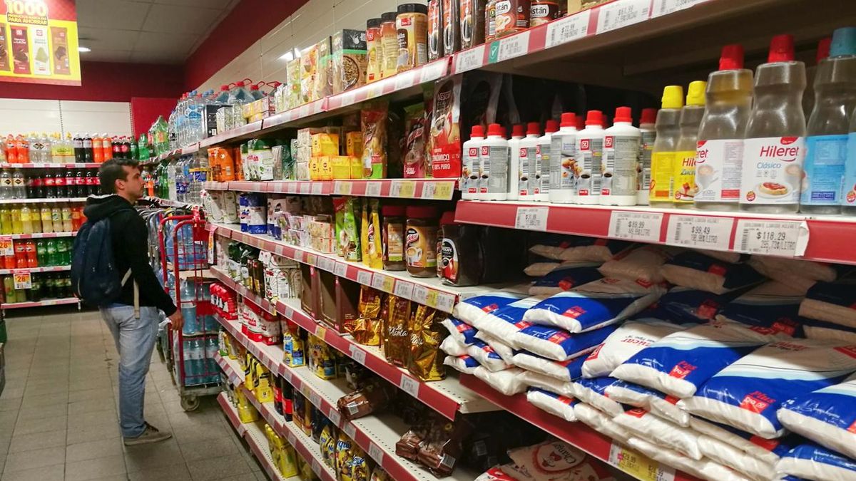 They warn that due to the rise in prices, Argentines eat less amounts of food