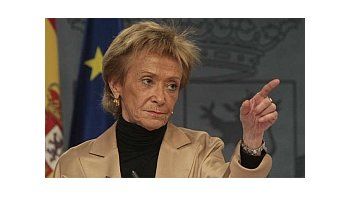 La vicepresidenta del ejecutivo, Maria Teresa Fernández de la Vega, dijo que no vale la pena nada que no sea el fin definitivo de la violencia