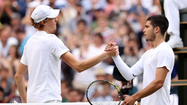 Alcaraz y Sinner se enfrentan en la final de Wimbledon 2025