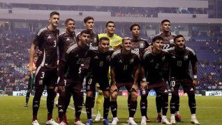 El equipo inicial de la Selección Mexicana&nbsp; ante Valencia. El Tri se medirá en enero con Talleres de Córdoba.