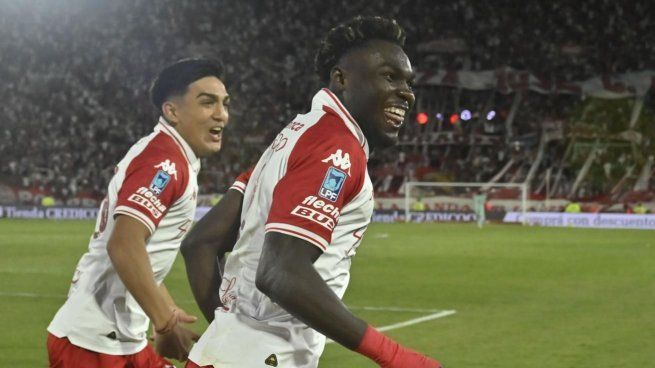 Huracán venció 1-0 a San Lorenzo y se quedó con el clásico en el Ducó por el Torneo Apertura.