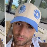 Maluma apareciò en sus redes sociales presumiendo una gorra de Chivas. Maluma apareciò en sus redes sociales presumiendo una gorra de Chivas.