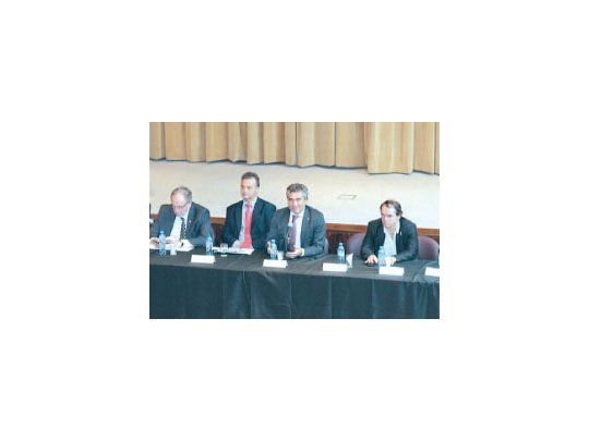 Alejandro Vanoli, presidente del Central, busca que bancos cumplan el cupo de créditos productivos para pymes .