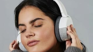 Auriculares neurohacking, el último grito de la inteligencia artificial.