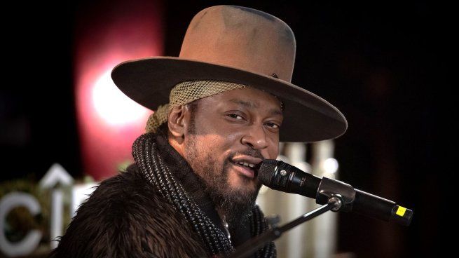 DAngelo tenía 51 años. 
