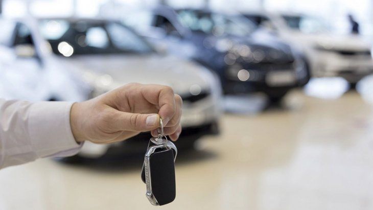 Una revisión de las normativas vigentes en julio de 2025 muestra que adquirir un auto en CABA puede resultar considerablemente más caro que hacerlo en provincias como San Luis, Mendoza o Tierra del Fuego.