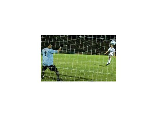 De penal. Deportivo Riestra sumó su tercer empate sin goles, pero esta vez no hubo milagro desde los doce pasos.