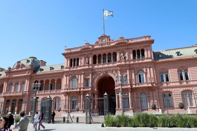 El gobierno de Javier Milei enfrenta decenas de salidas desde el comienzo de la gestión. 