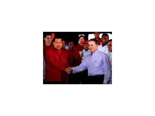Chávez y Uribe en un encuentro para recomponer relaciones
