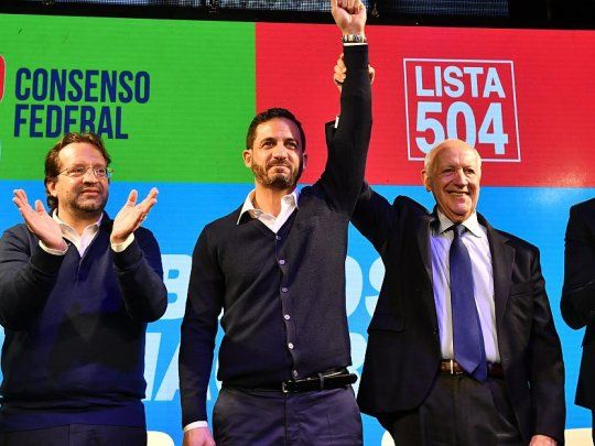 El acto se llevó a cabo en el Palacio Alsina.