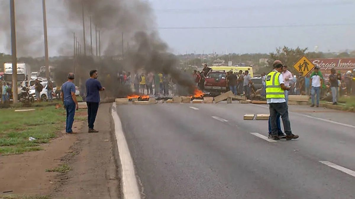 Protests over Bolsonaro’s defeat spread to 11 states