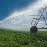 El gobierno continúa poniendo el foco en el riego para fomentar la producción. El gobierno continúa poniendo el foco en el riego para fomentar la producción.